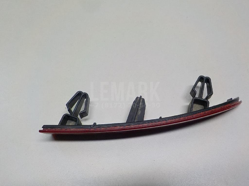 Отражатель в бампер задний правый