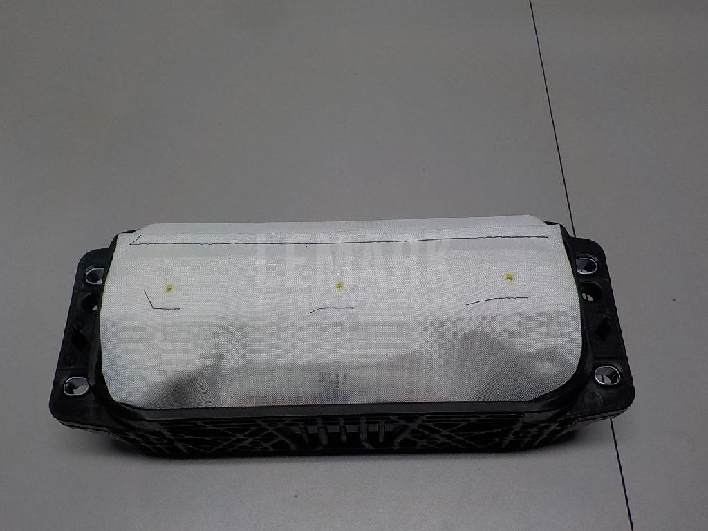 Подушка безопасности пассажирская (в торпедо)