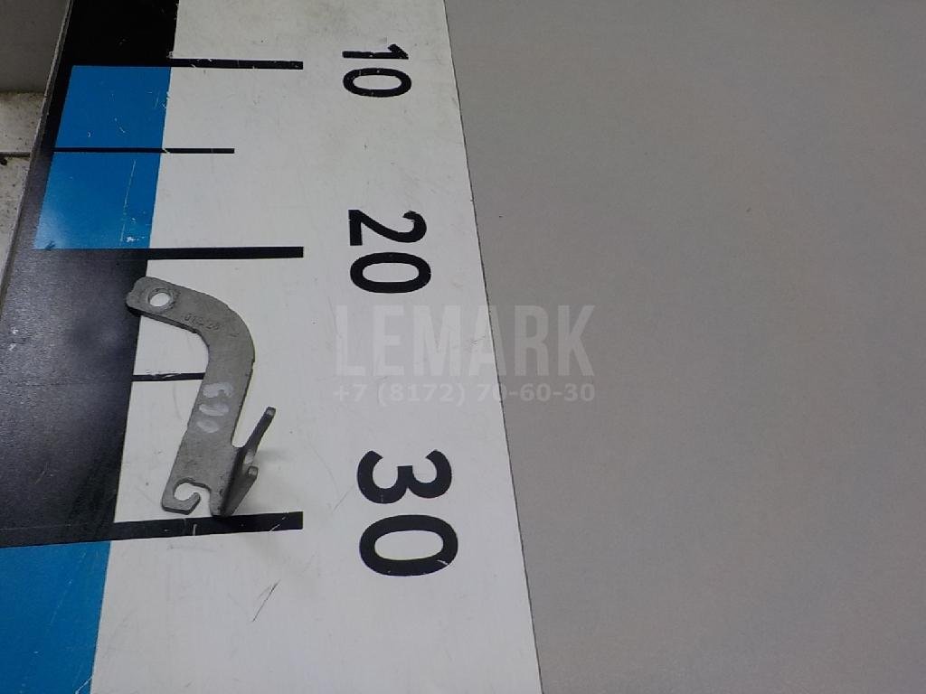 Крепление тормозного шланга