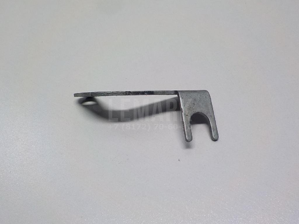 Крепление тормозного шланга