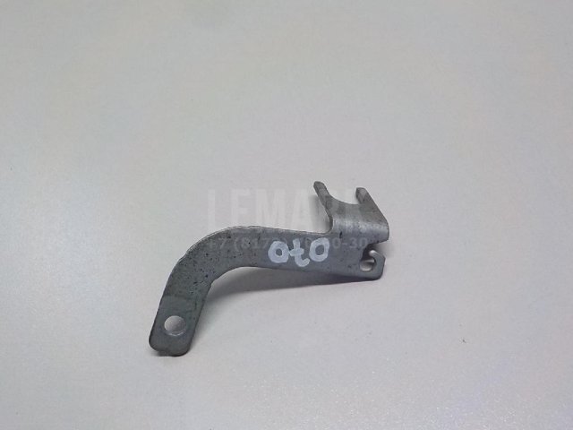 Крепление тормозного шланга