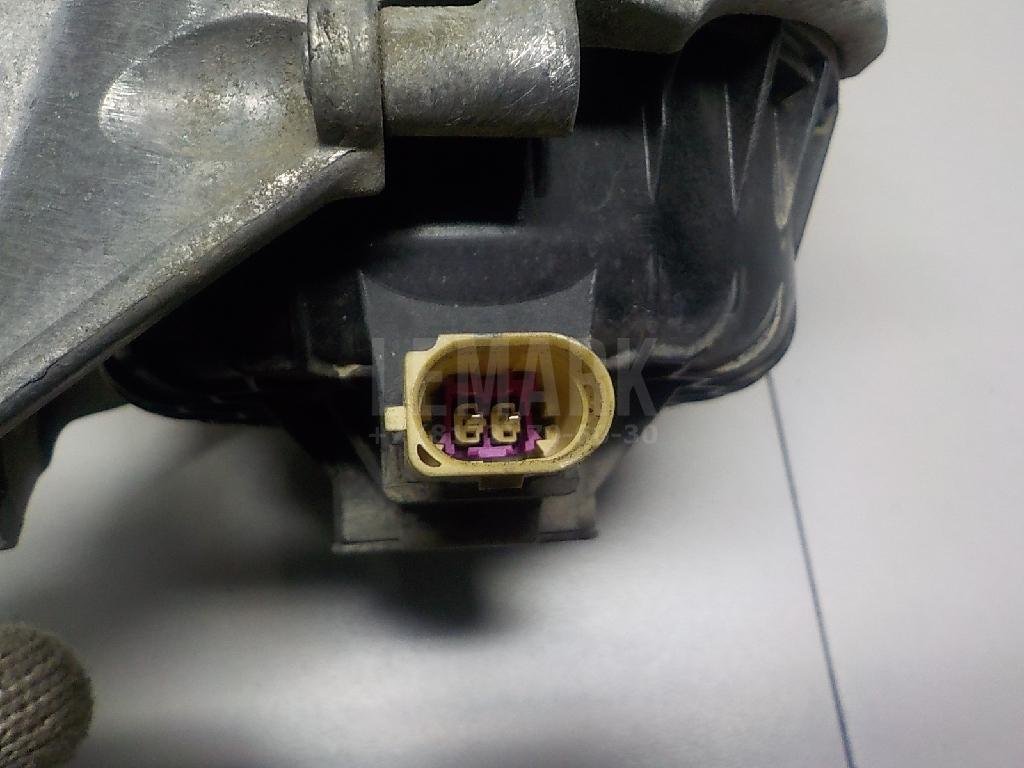 Опора двигателя левая для  Audi A3 [8PA] Sportback 2004-2013