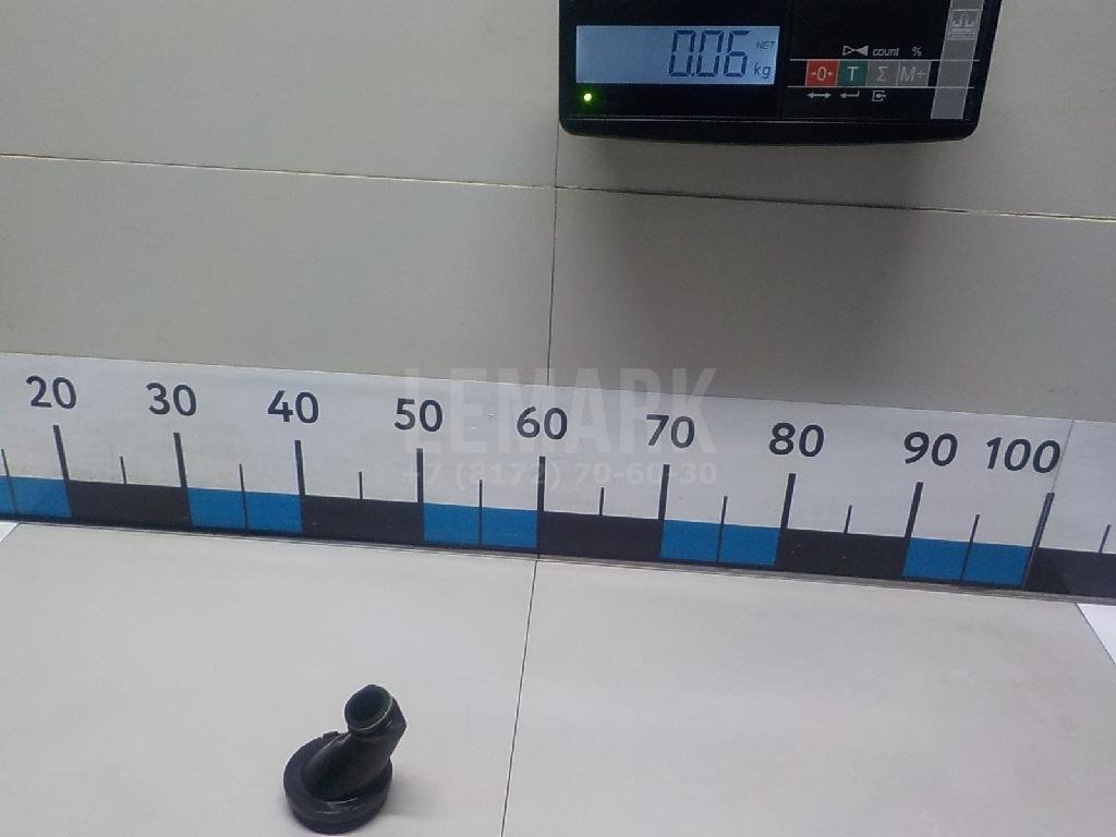 Горловина маслозаливная