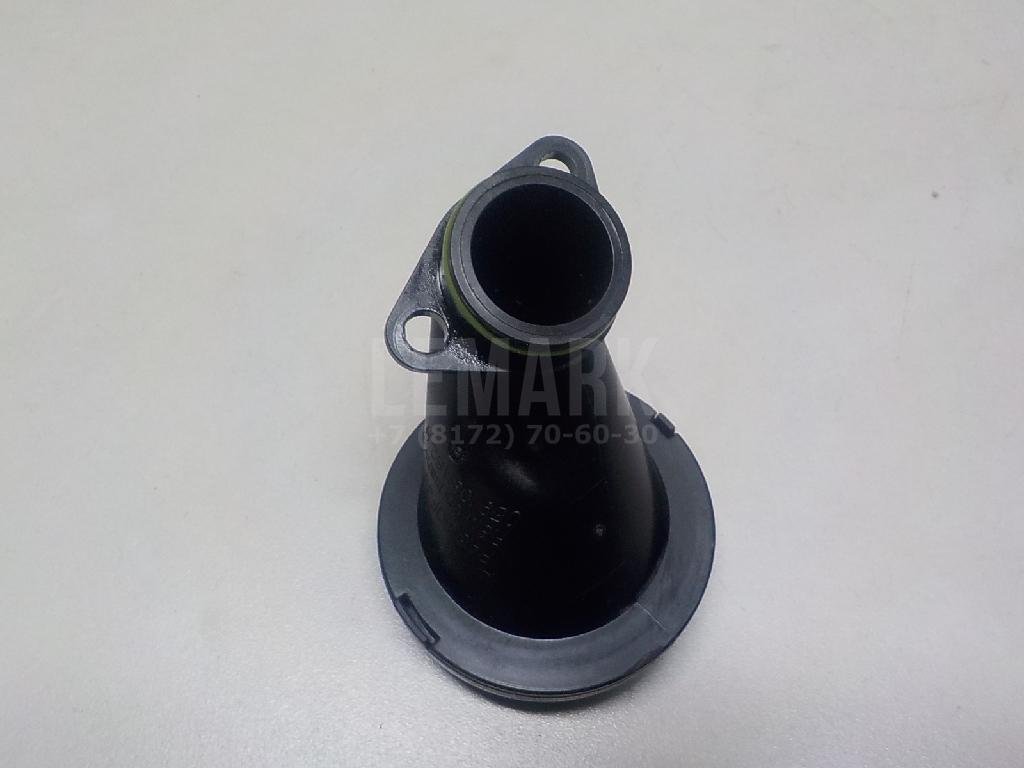 Горловина маслозаливная