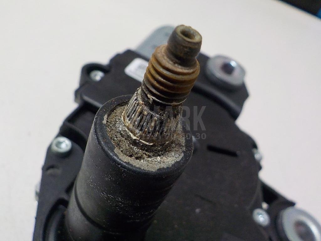 Моторчик стеклоочистителя задний