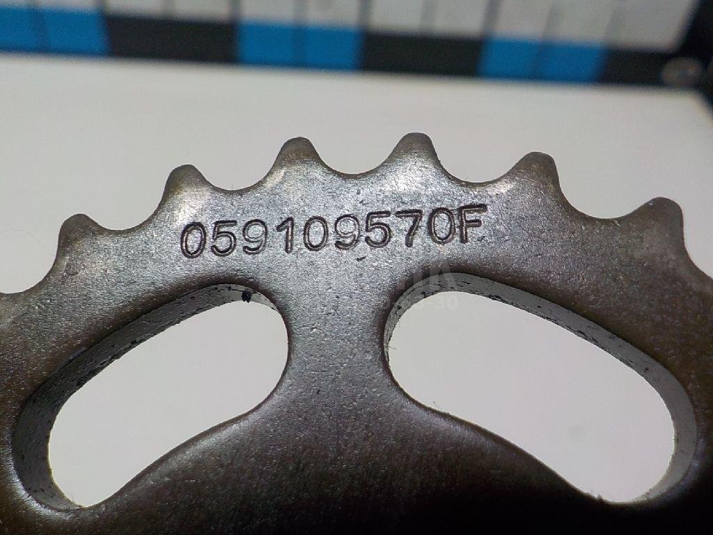 Шестерня привода масляного насоса