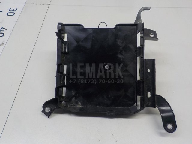 Кронштейн блока управления двигателем