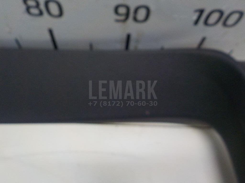 Обшивка двери багажника