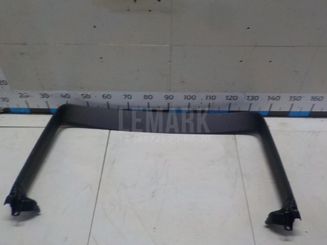 Обшивка двери багажника