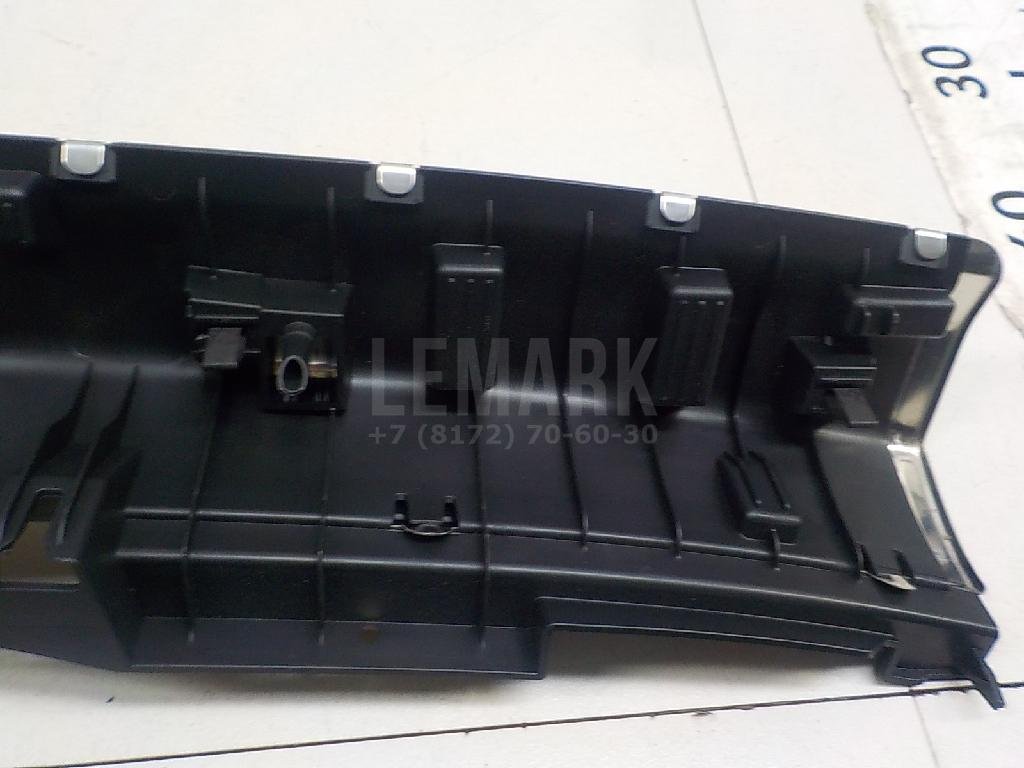 Обшивка багажника