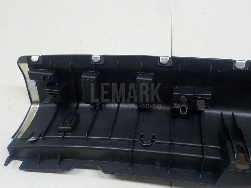 Обшивка багажника