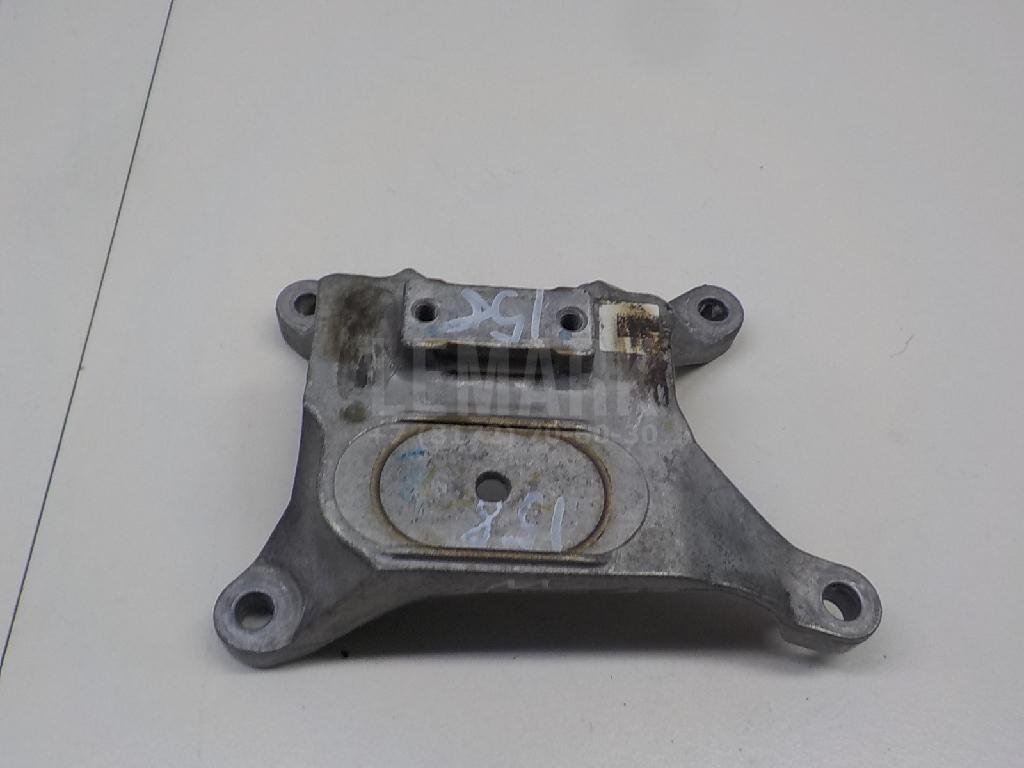 Кронштейн опоры КПП