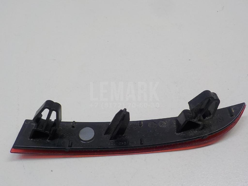 Отражатель в бампер задний правый