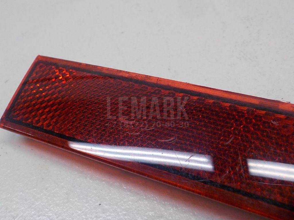 Отражатель в бампер задний правый