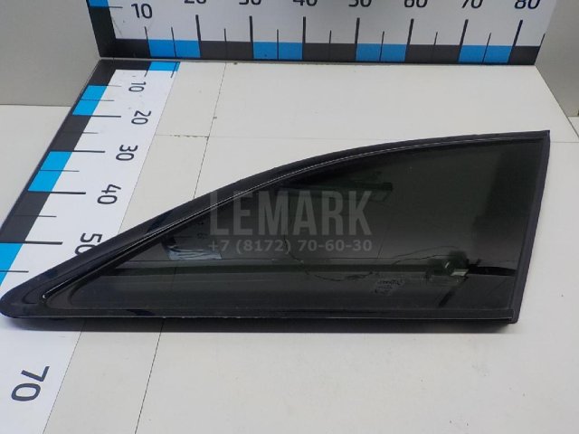 Стекло кузовное глухое правое