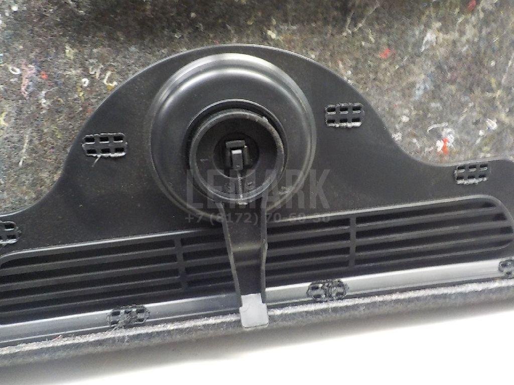 Обшивка багажника