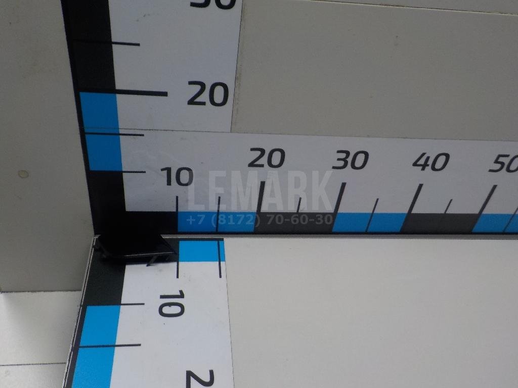 Заглушка буксировочного крюка