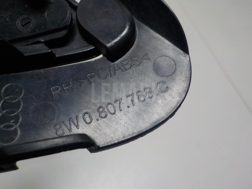 Крышка форсунки омывателя