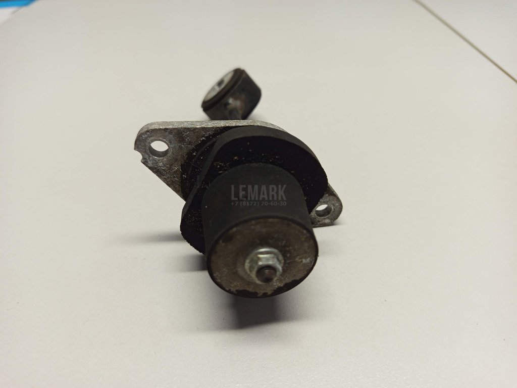 Опора двигателя левая