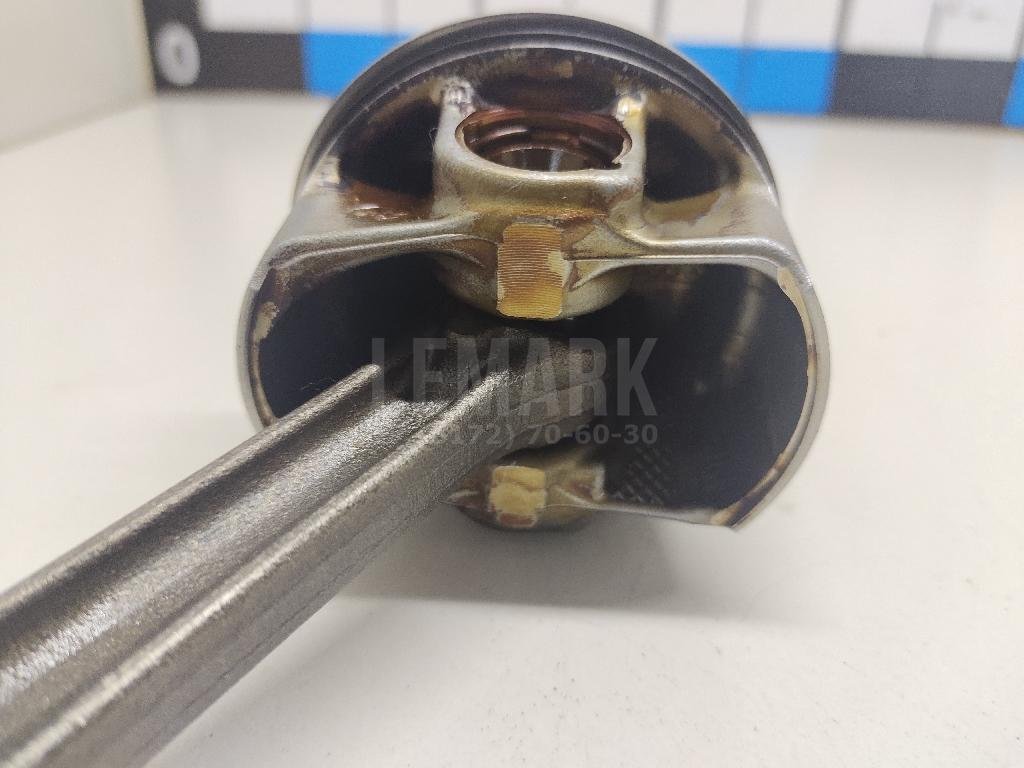 Поршень с шатуном для  Audi A4 [B9] 2015