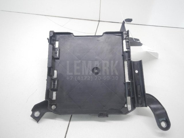 Кронштейн блока управления двигателем