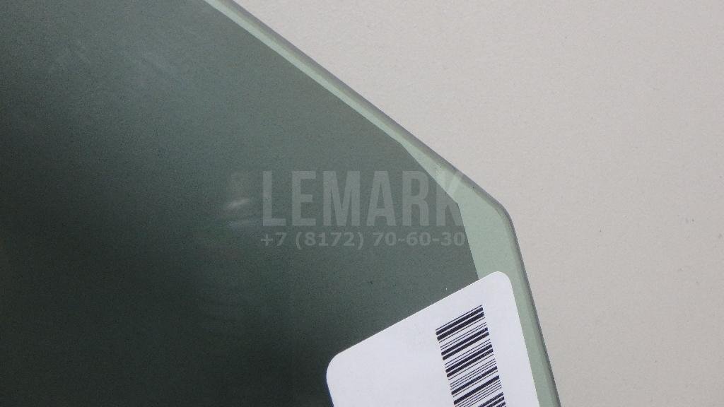Стекло двери передней правой