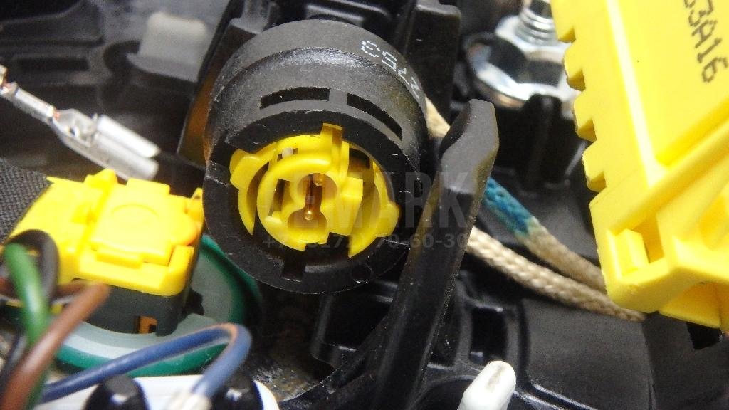 Подушка безопасности в рулевое колесо