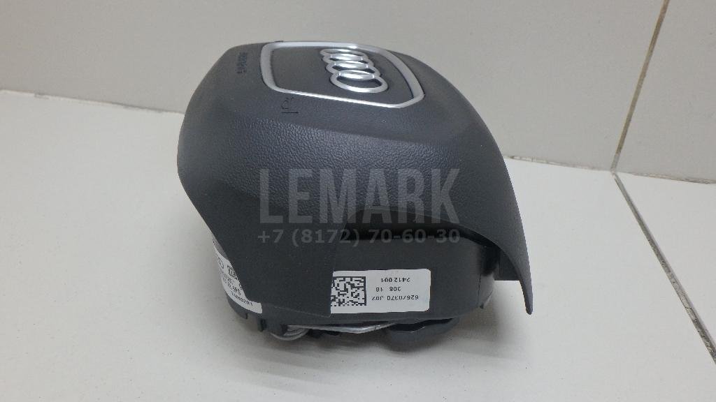 Подушка безопасности в рулевое колесо