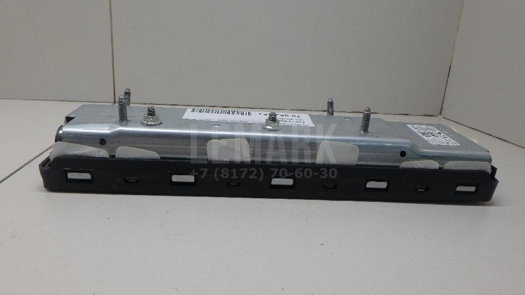 Подушка безопасности нижняя (для колен)