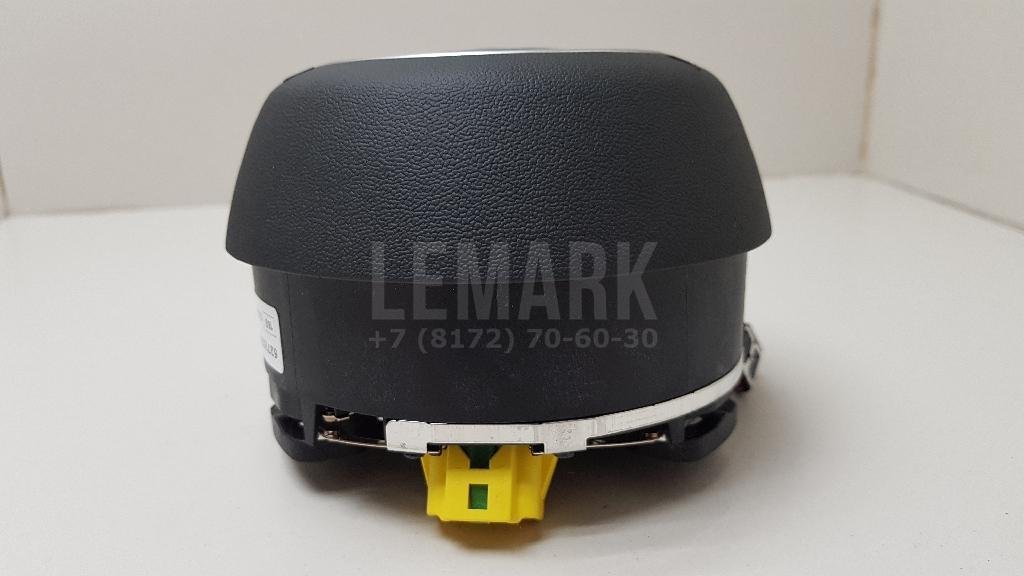 Подушка безопасности в рулевое колесо