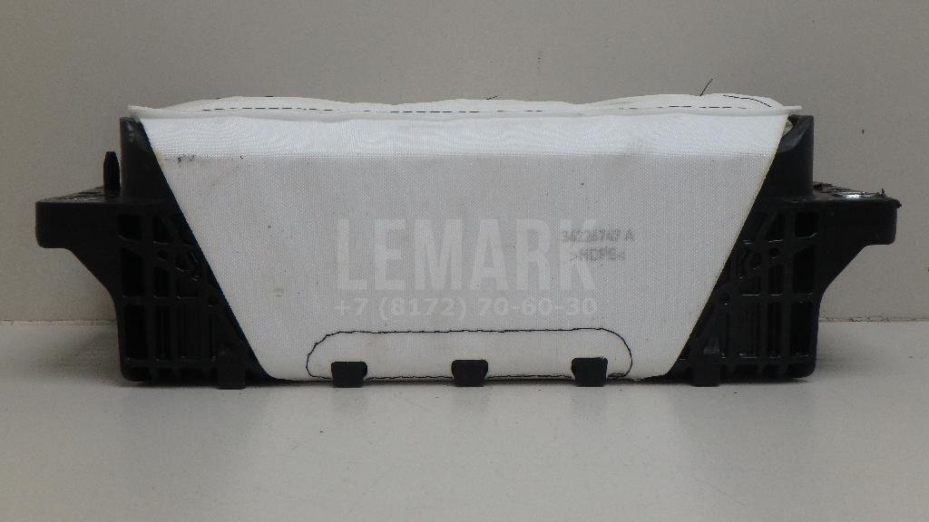 Подушка безопасности пассажирская (в торпедо)