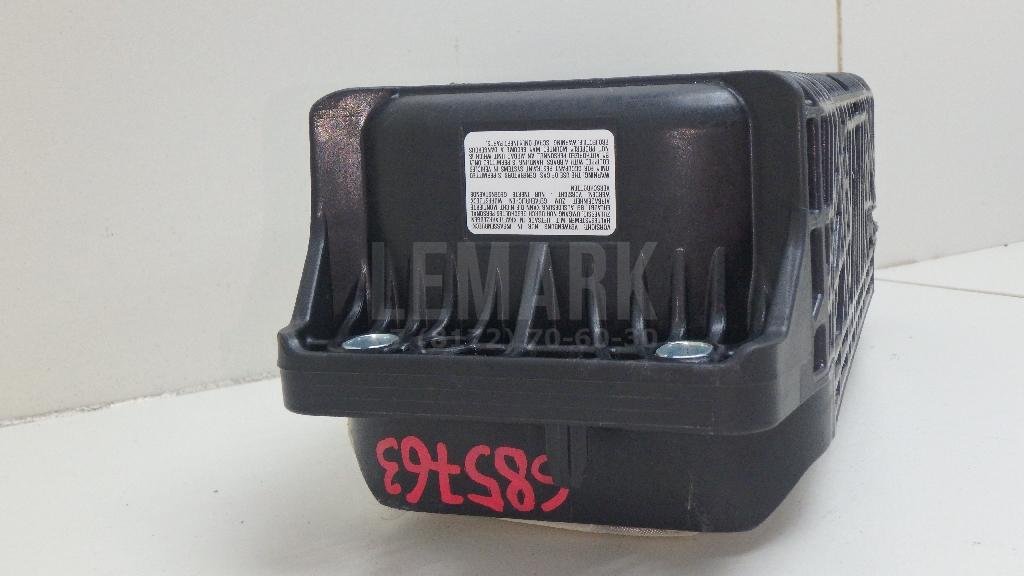 Подушка безопасности пассажирская (в торпедо)