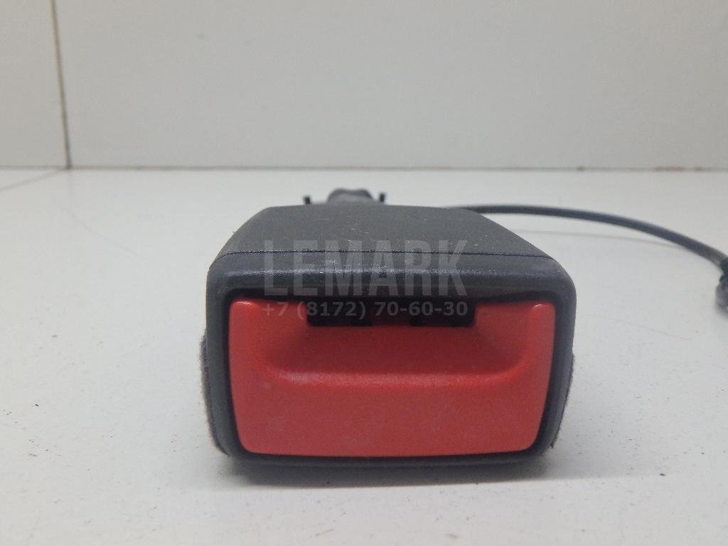 Ответная часть ремня безопасности