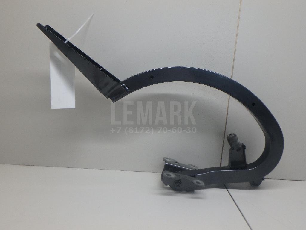 Петля крышки багажника