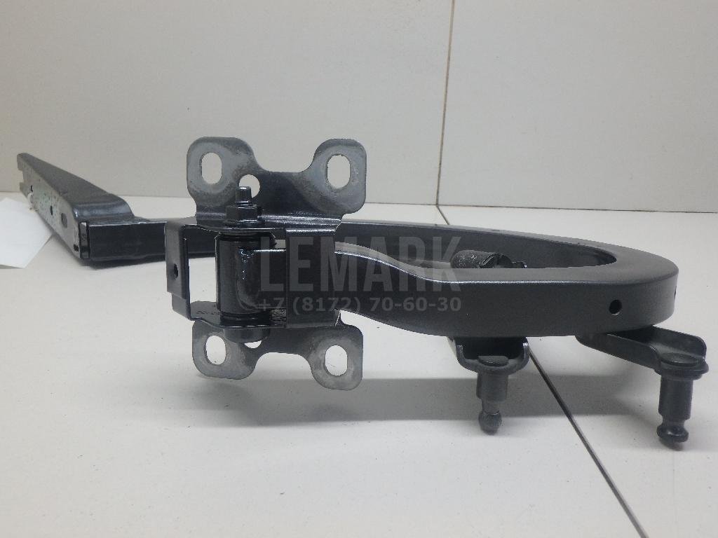 Петля крышки багажника