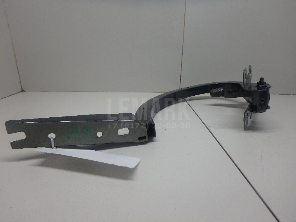 Петля крышки багажника