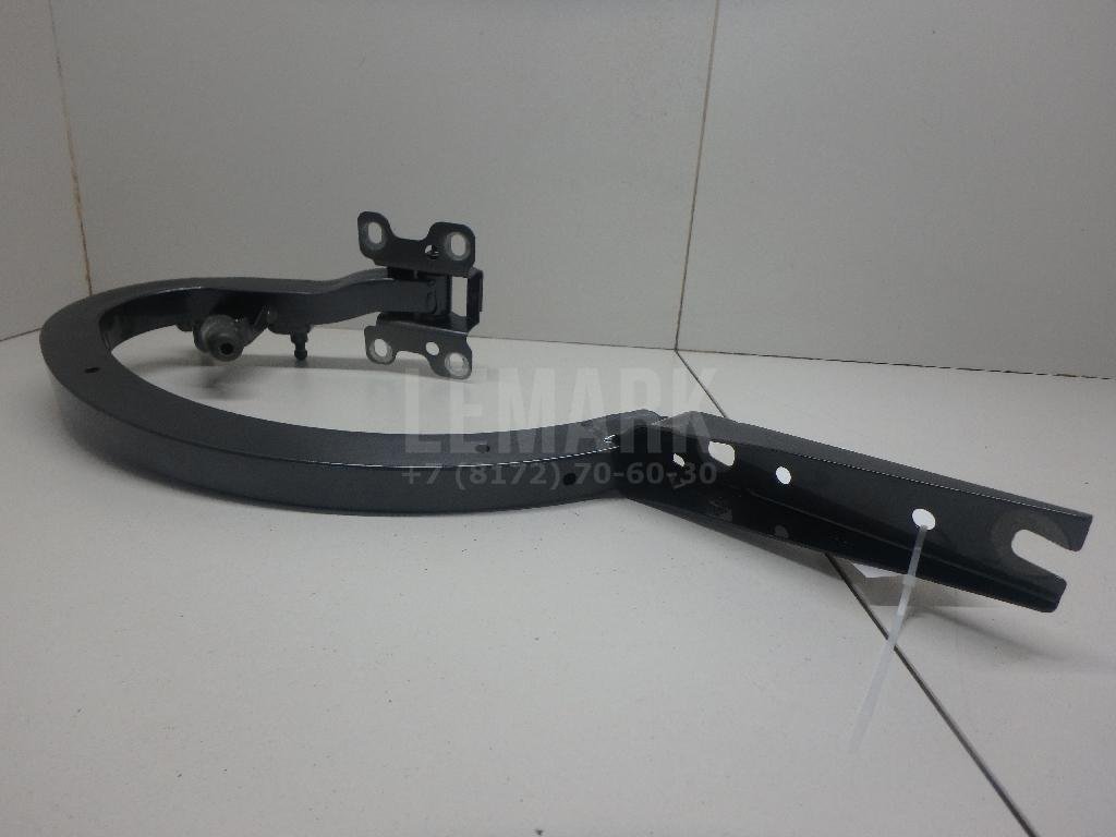 Петля крышки багажника