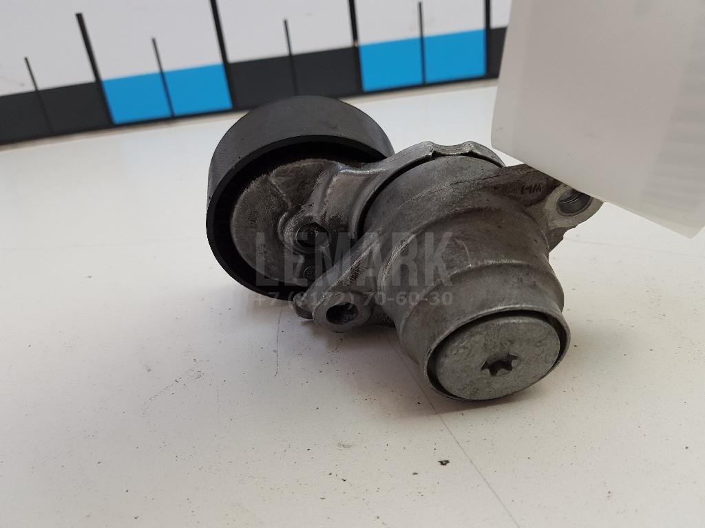 Натяжитель ремня