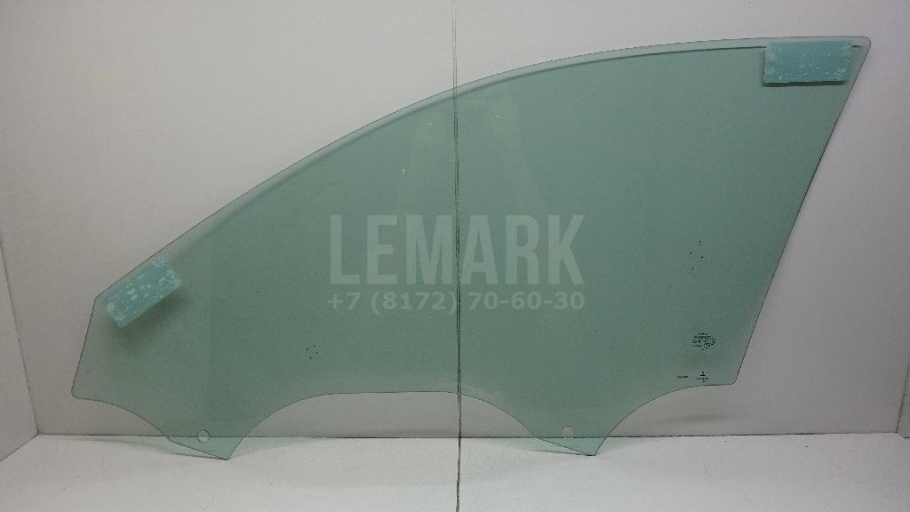 Стекло двери передней правой