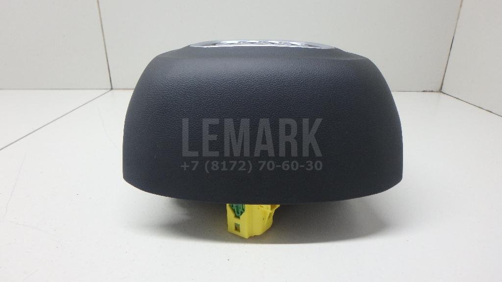 Подушка безопасности в рулевое колесо