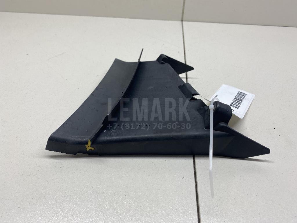 Воздуховод радиатора правый