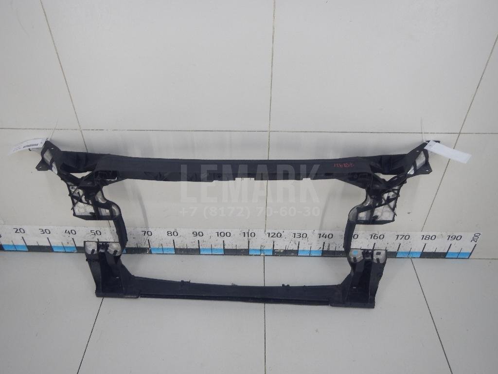 Панель передняя