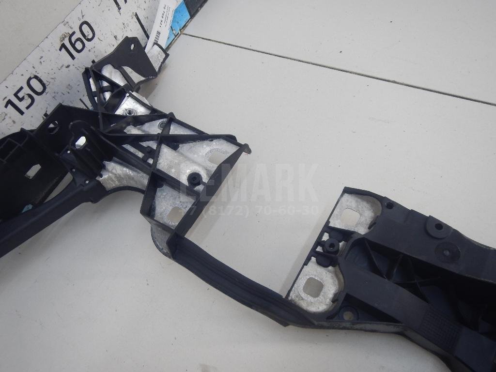 Панель передняя