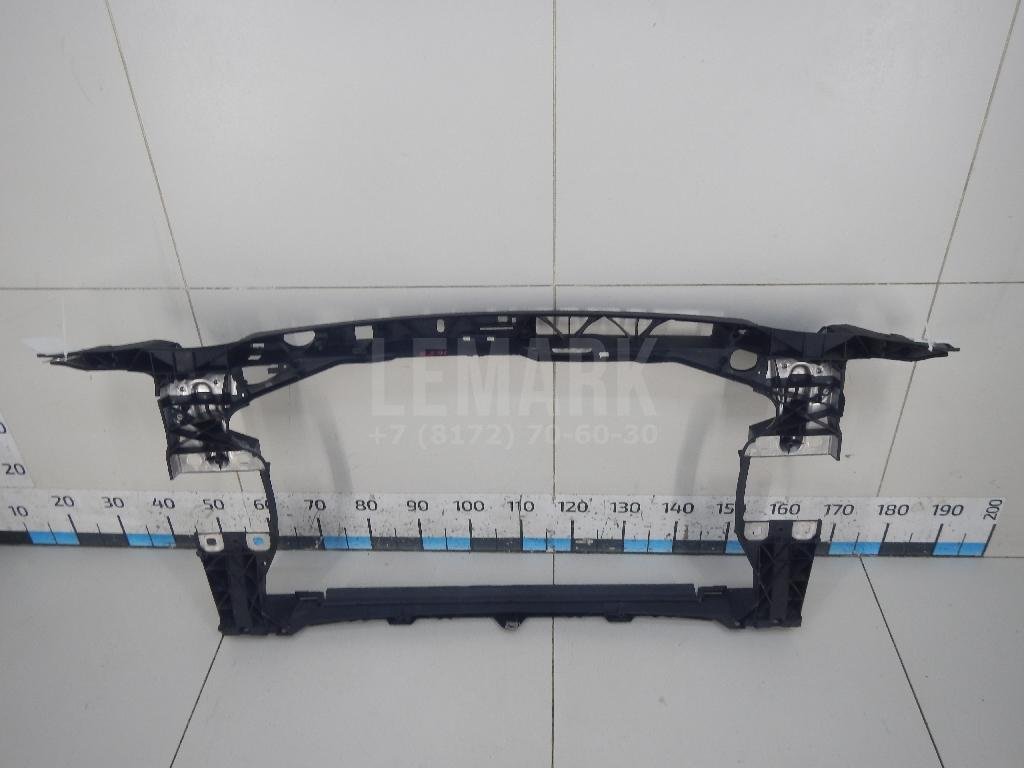 Панель передняя