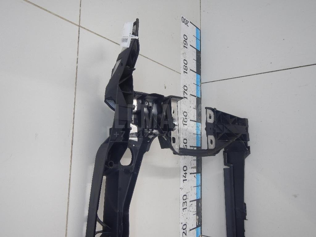 Панель передняя