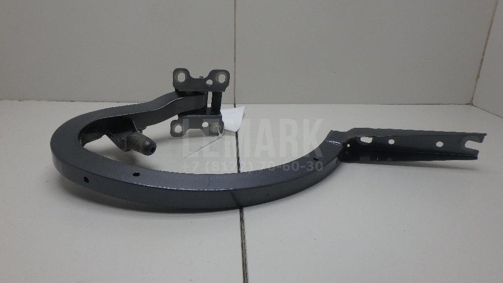 Петля крышки багажника