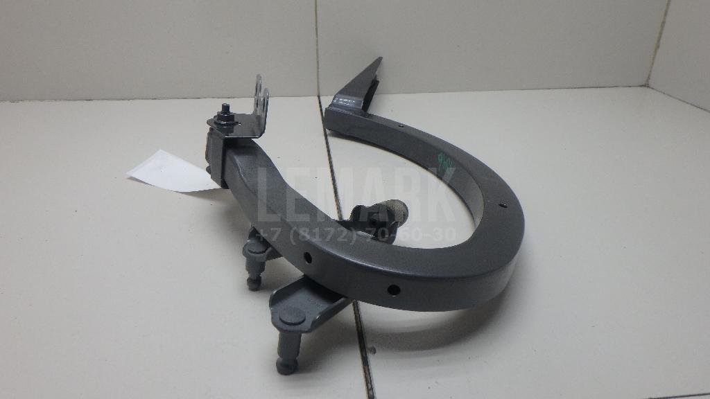 Петля крышки багажника