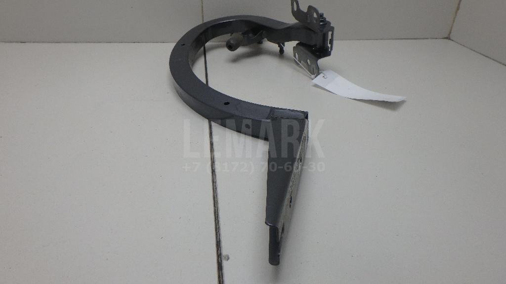 Петля крышки багажника