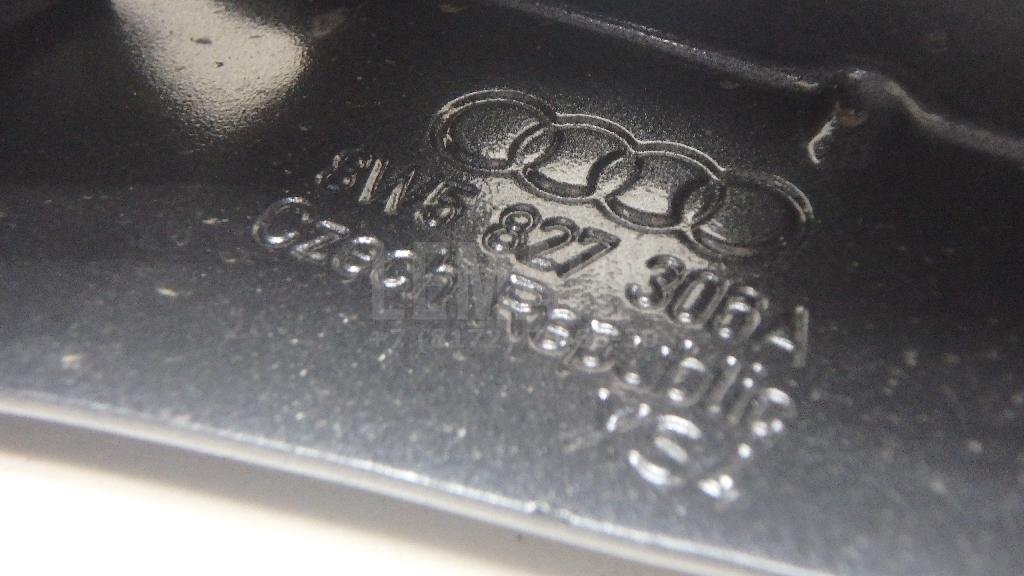 Петля крышки багажника