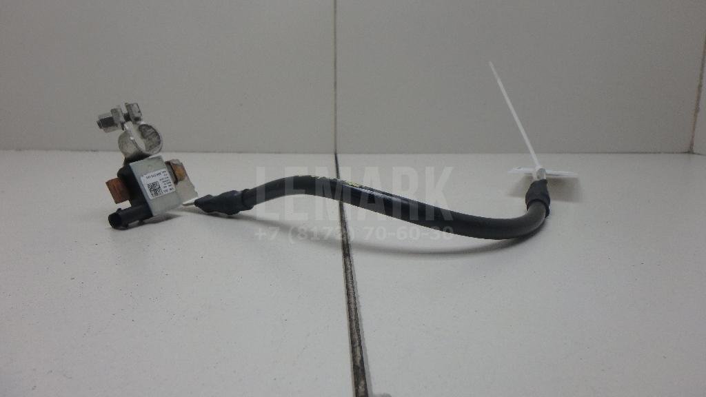 Клемма аккумулятора минус